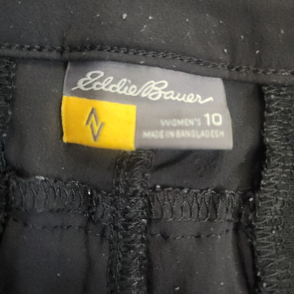 Eddie Bauer Shorts Womens 10 Black First Ascent Hiking Outdoor Stretch 7" Inseam - Picture 2 of 8